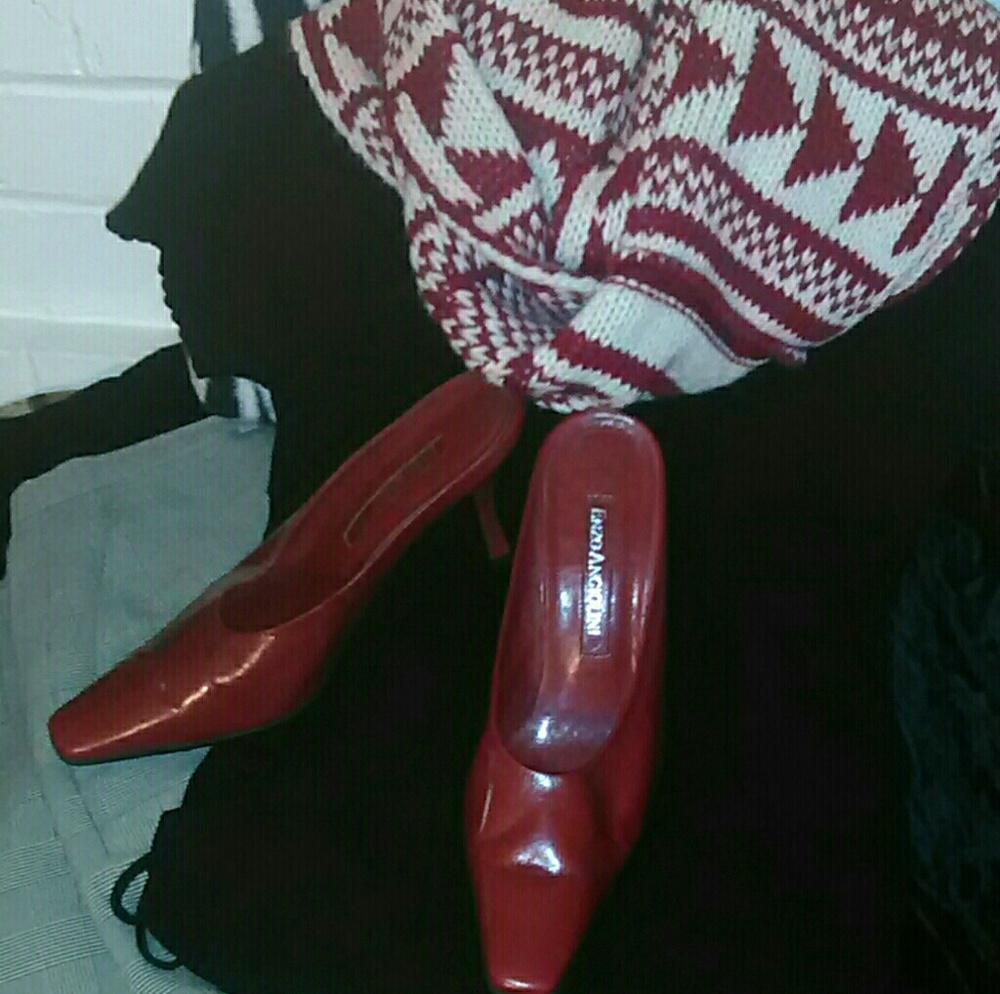 Red shoes